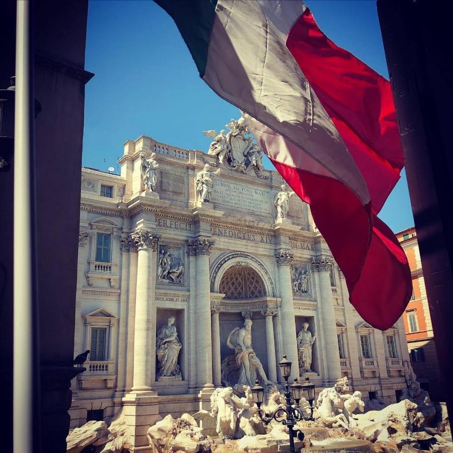 Trevinestrome - Exclusive Trevi Fountain View Apartment Buitenkant foto