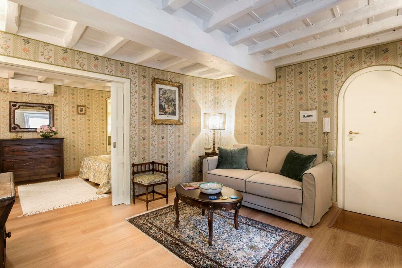 Trevinestrome - Exclusive Trevi Fountain View Apartment Buitenkant foto