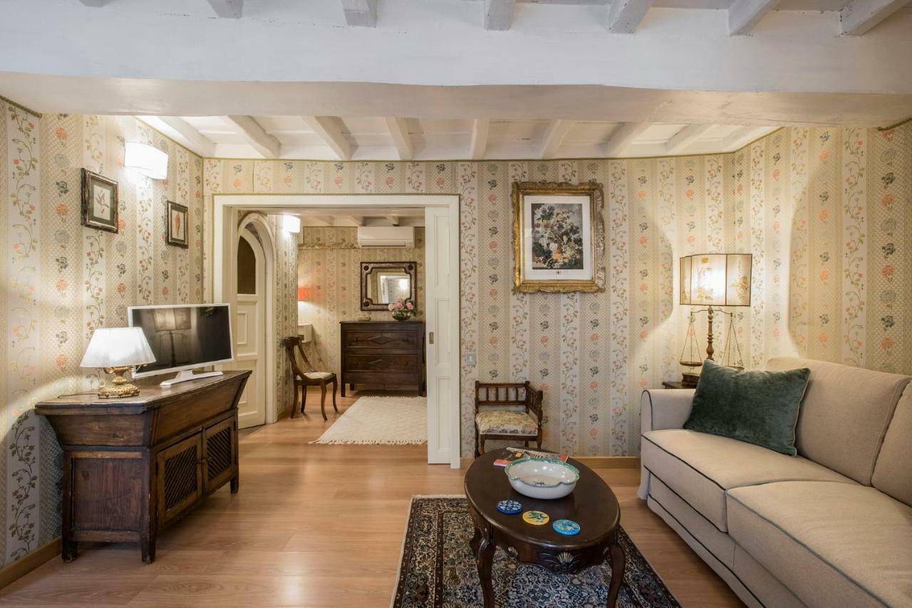 Trevinestrome - Exclusive Trevi Fountain View Apartment Buitenkant foto