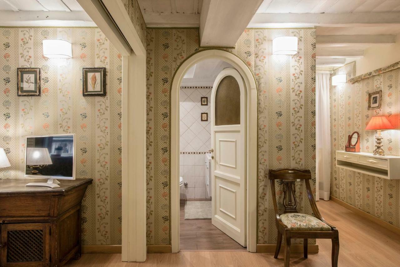 Trevinestrome - Exclusive Trevi Fountain View Apartment Buitenkant foto