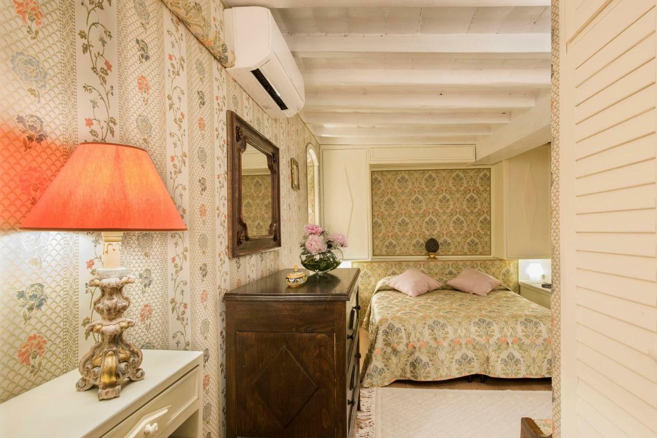 Trevinestrome - Exclusive Trevi Fountain View Apartment Buitenkant foto